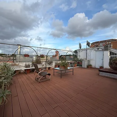 St Peter Penthouse - Key Collection Apartamento