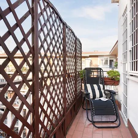 St Peter Penthouse - Key Collection *