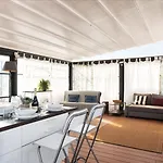 St Peter Penthouse - Key Collection