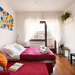 St Peter Penthouse - Key Collection *