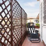 St Peter Penthouse - Key Collection *